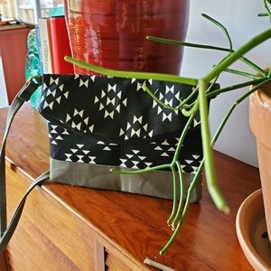 The Live Oak foldover clutch